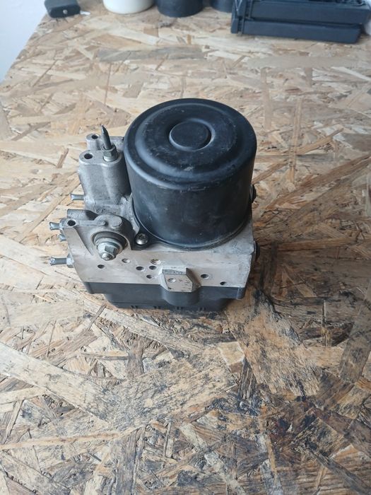 ABS помпа Toyota Rav4 2010 2.2 D-CAT