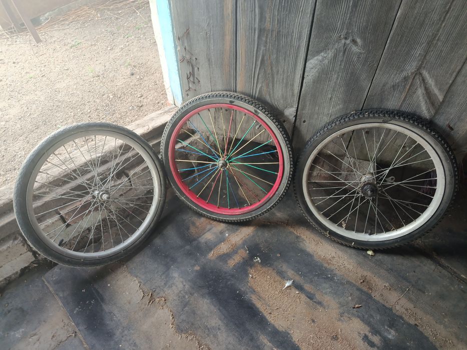 Продам старые колеса