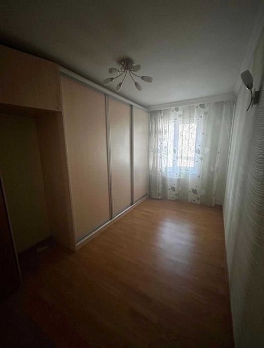 Продам квартиру  5 мкр