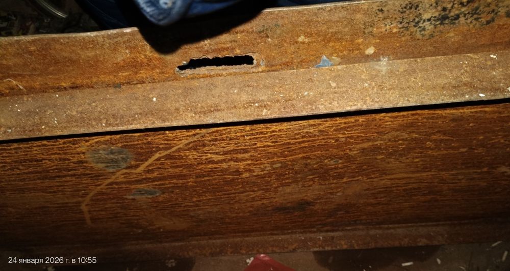 Продам железную дверь