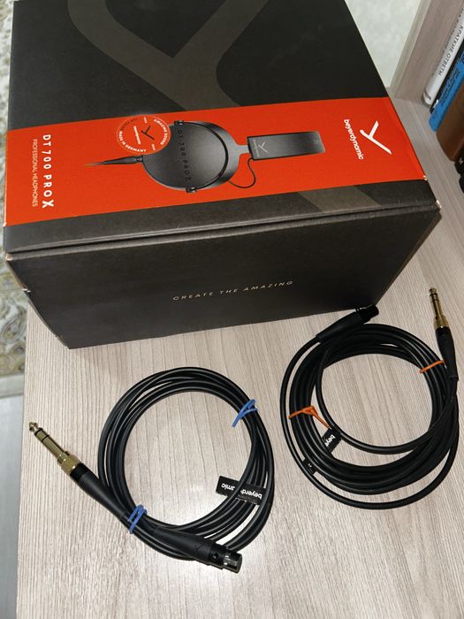 Наушники Beyerdynamic DT 700 PRO X серый
