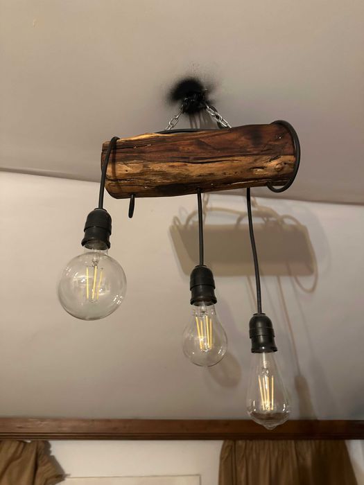 Дървен Полилей с висящи крушки