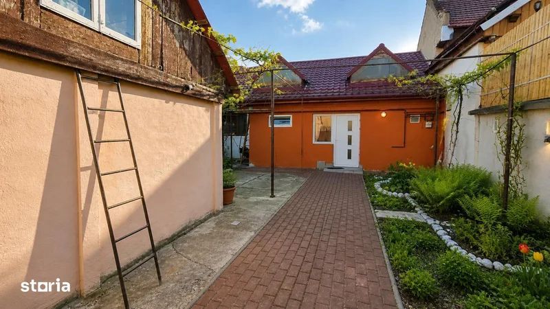 Casa de vanzare 3 camere in Fagaras zona centrala