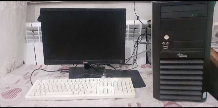 Kompyuter Fujitsu Siemons