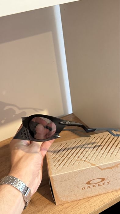 Oakley Plantaris sunglasses