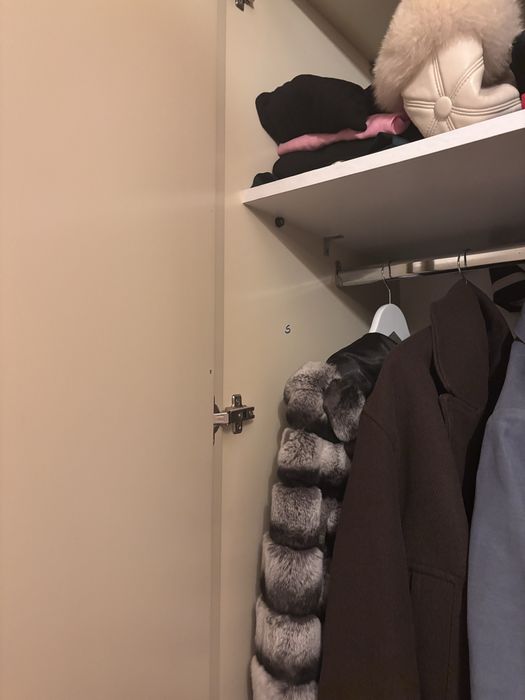 vand dulap in stare foarte buna