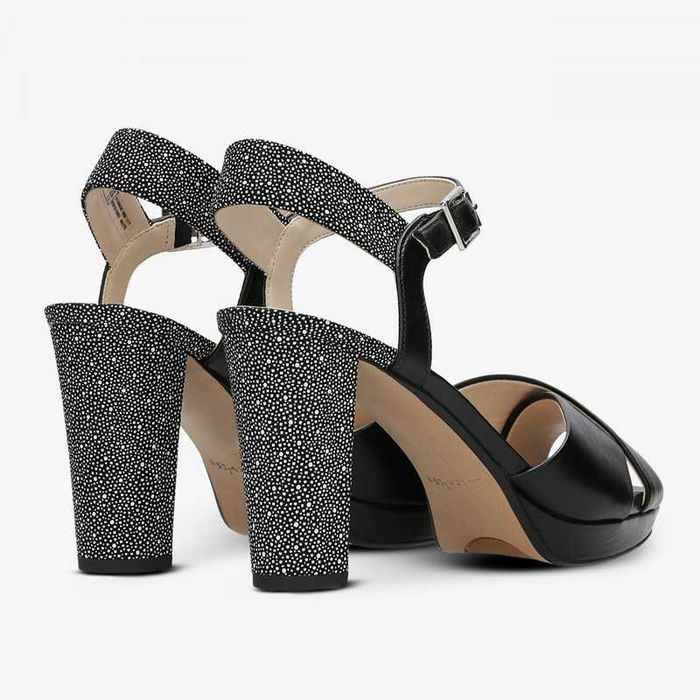 %ПРОМО% CLARKS № 38/39 – Дамски сандали от ест кожа "BLACK & WHITE"