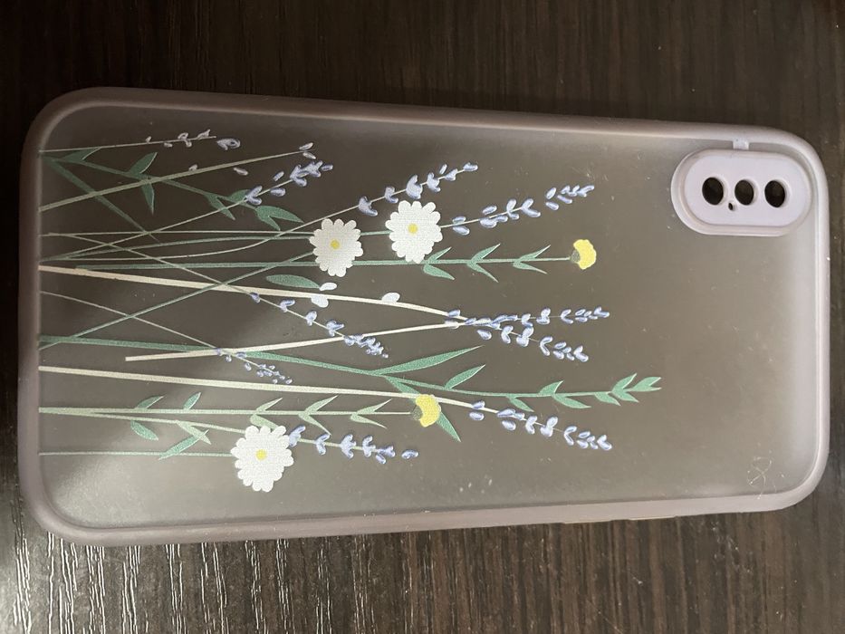 Продам чехлы на айфон XS/ Iphone XS