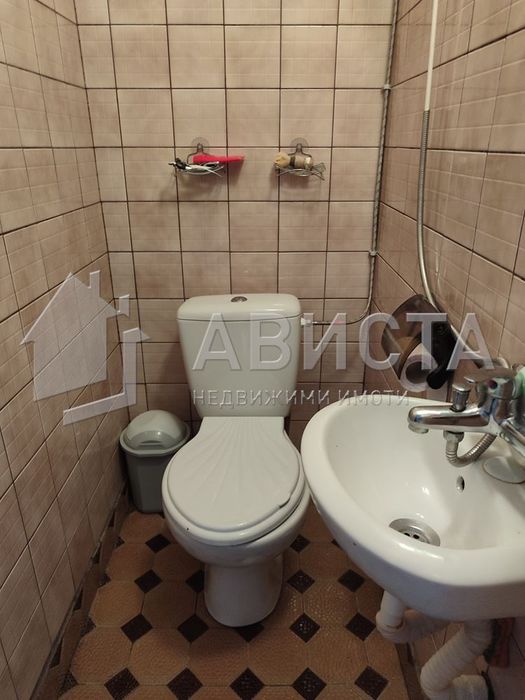 Продава се Тристаен апартамент в София, Надежда 1 - 89 кв.м за 2124 €/кв.м - Снимка #8