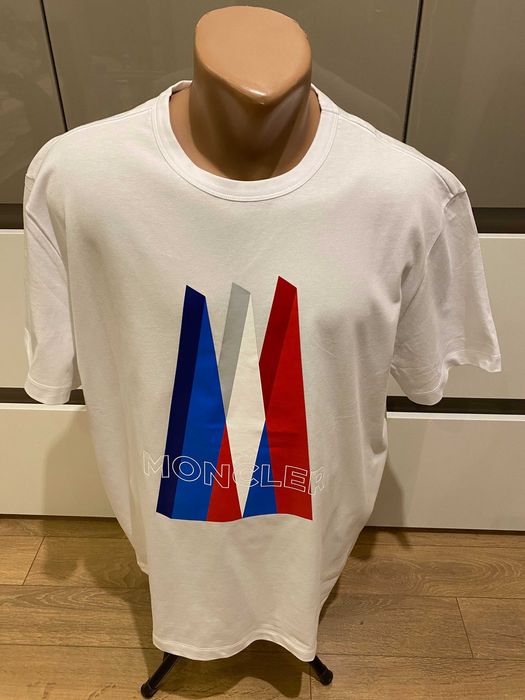 MONCLER, ОРИГИНАЛНА бяла памучна тениска, размер: XL