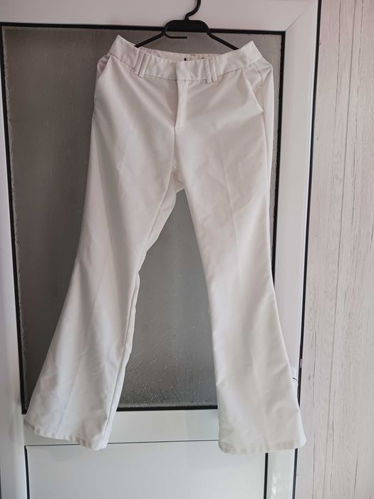 Снежно бял чарлстон на Zara