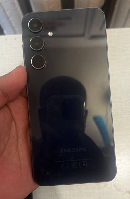 Samsung a55 8×256 holati tiniq yengidek