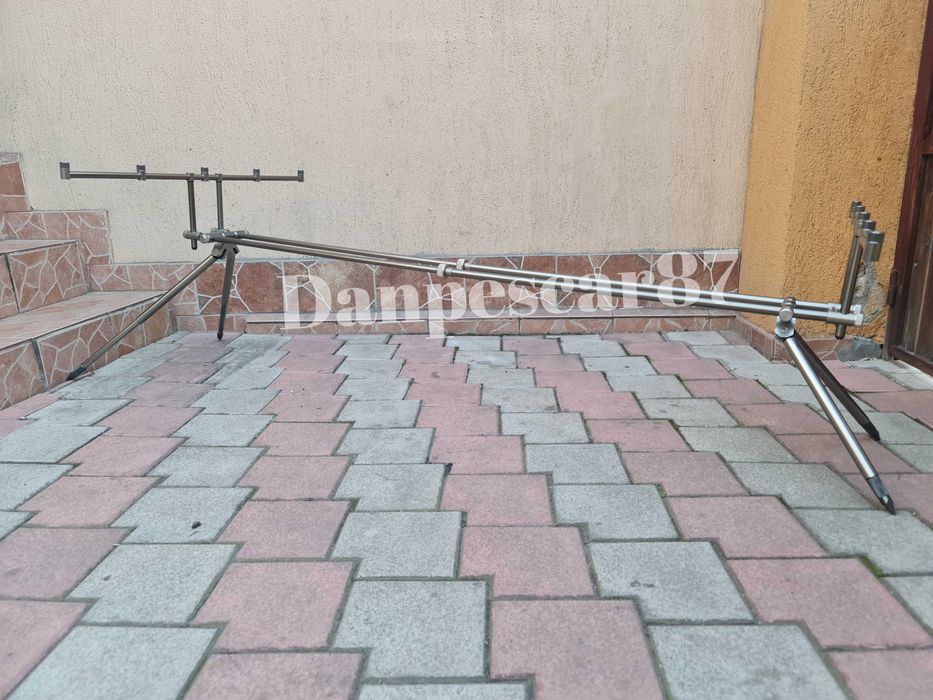 Rod pod (Quad Pod) Full metal silver cu 3 SAU 4  posturi model FL145