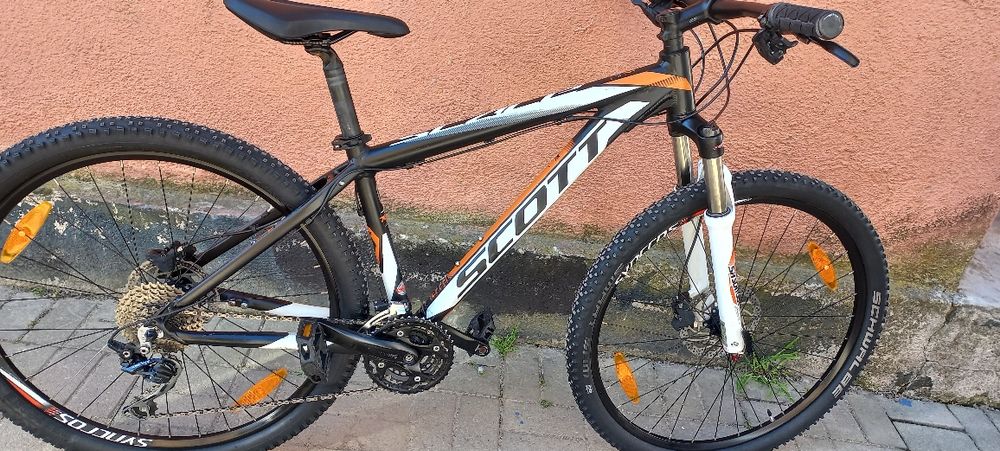 Vând bicicleta hidraulica scott contesa
