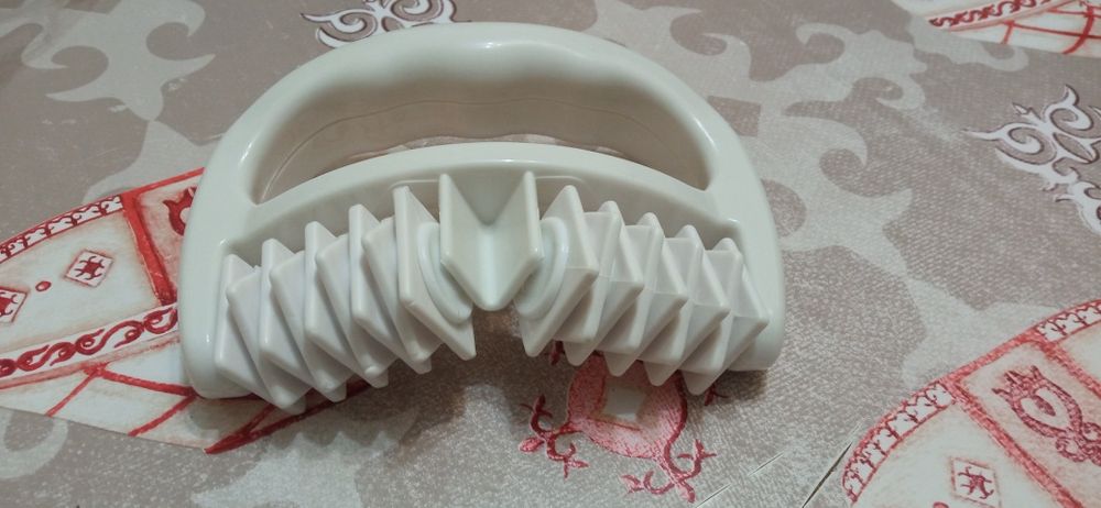 Продается антицеллюлитный массажёр для тела