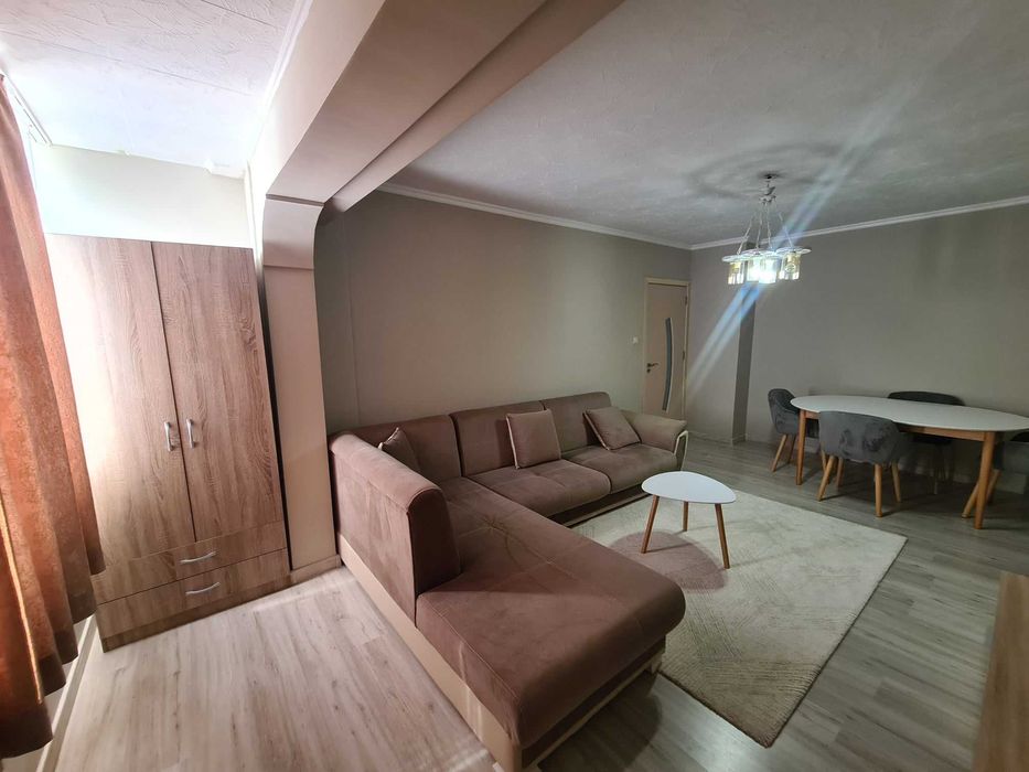 Продава се Двустаен апартамент в Хасково, Каменни - 61 кв.м за 1104 €/кв.м - Снимка #2