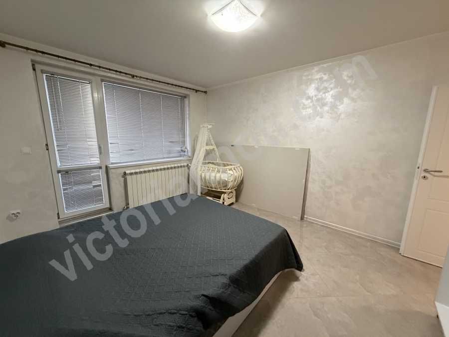 Продава се Тристаен апартамент в Велико Търново, Център - 120 кв.м за 765 €/кв.м - Снимка #4