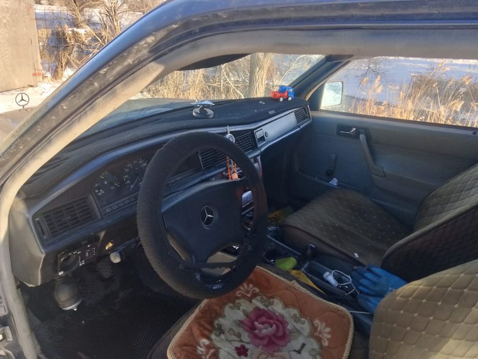 Продам мерседес 190