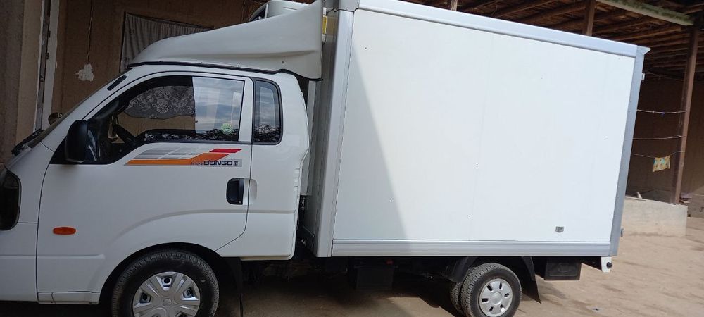 Moshina 67 000km yurgan holati yangi idealniy toza minilgan