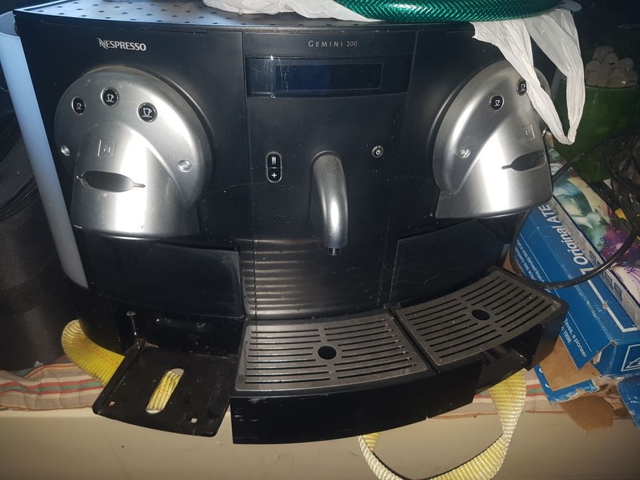 Nespresso кафемашина