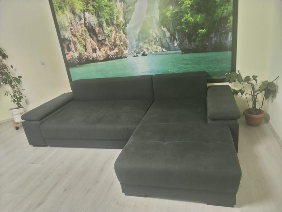 Curățare profesională pentru canapele și tapițerie la domiciliu