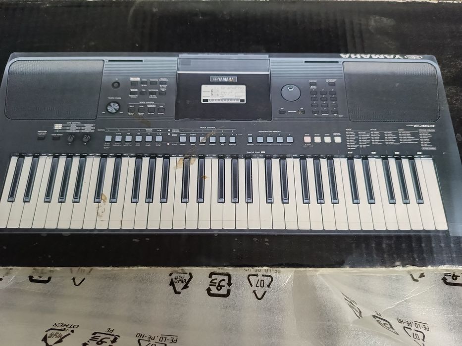 Продается YAMAHA psr e463
