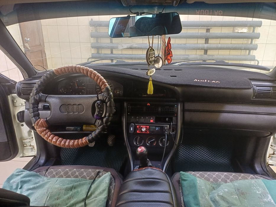 Ауди 100 с4 сатылады