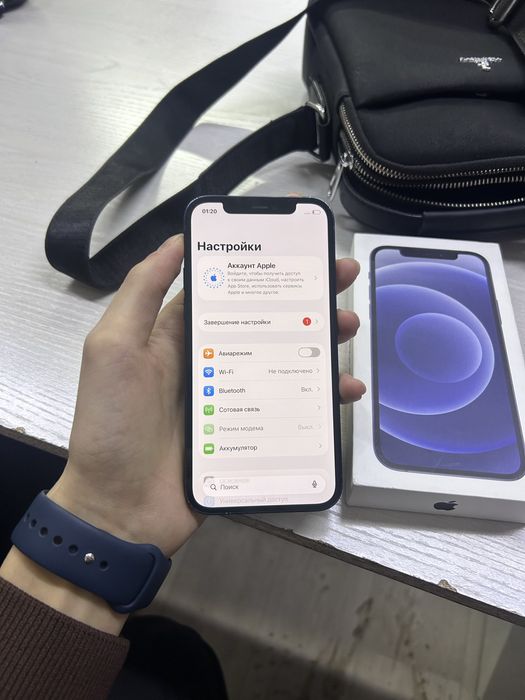 Продам Айфон 12 128gb