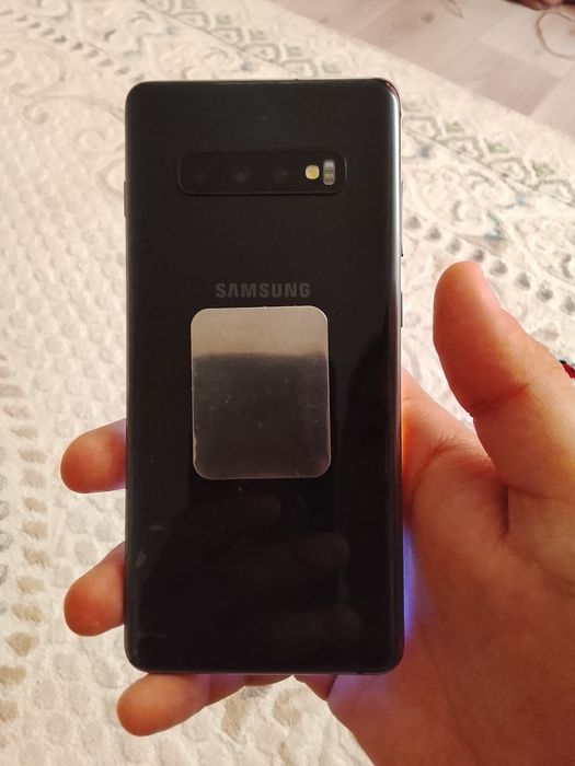 Срочно продам Самсунг с10