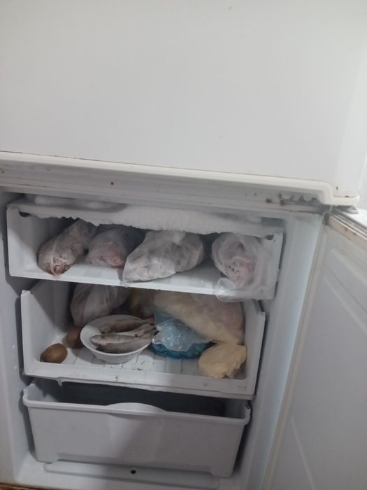 Продам холодильник