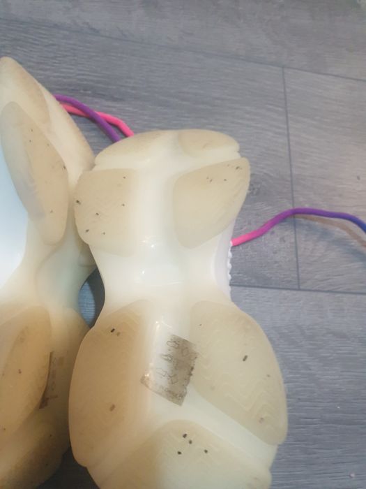 Adidasi fete steve madden