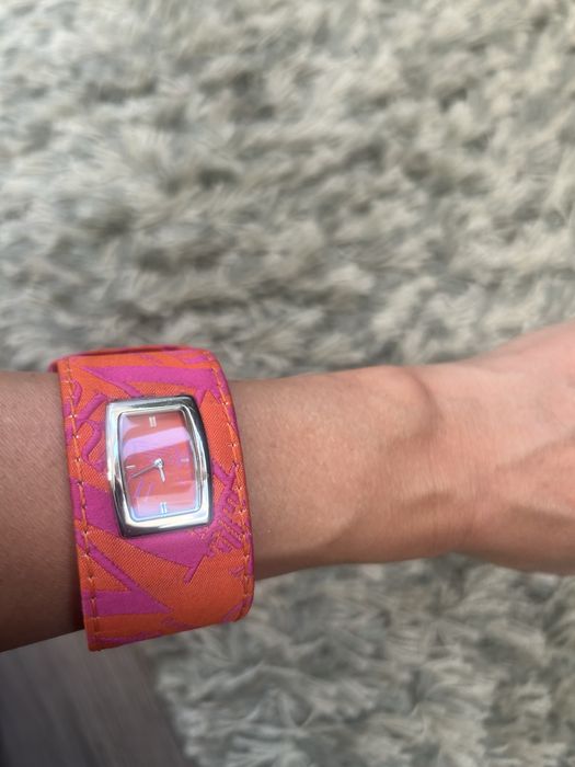 Оригиналeн часовник Marc Jacobs и Emporio Armani