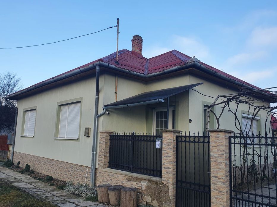 Casă de vanzare Ineu