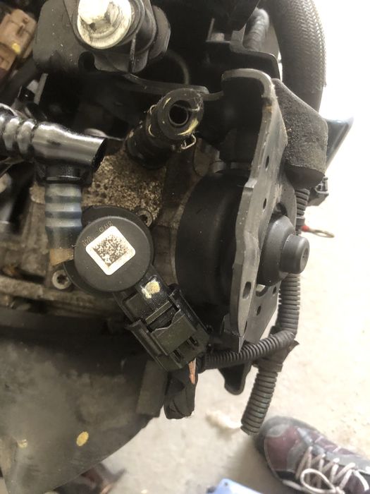 Vând motor Dacia si Renault