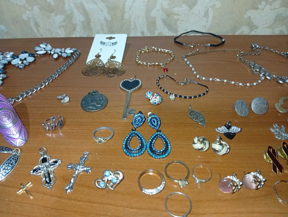 bijuteri gablonturii