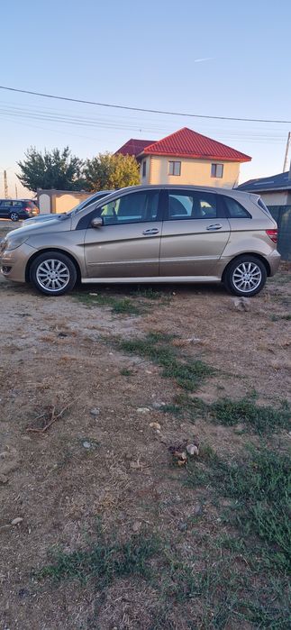 Vând sau schimb Mercedes b-class