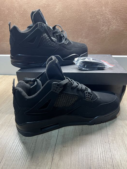 Air Jordan 4 Retro Black Cat