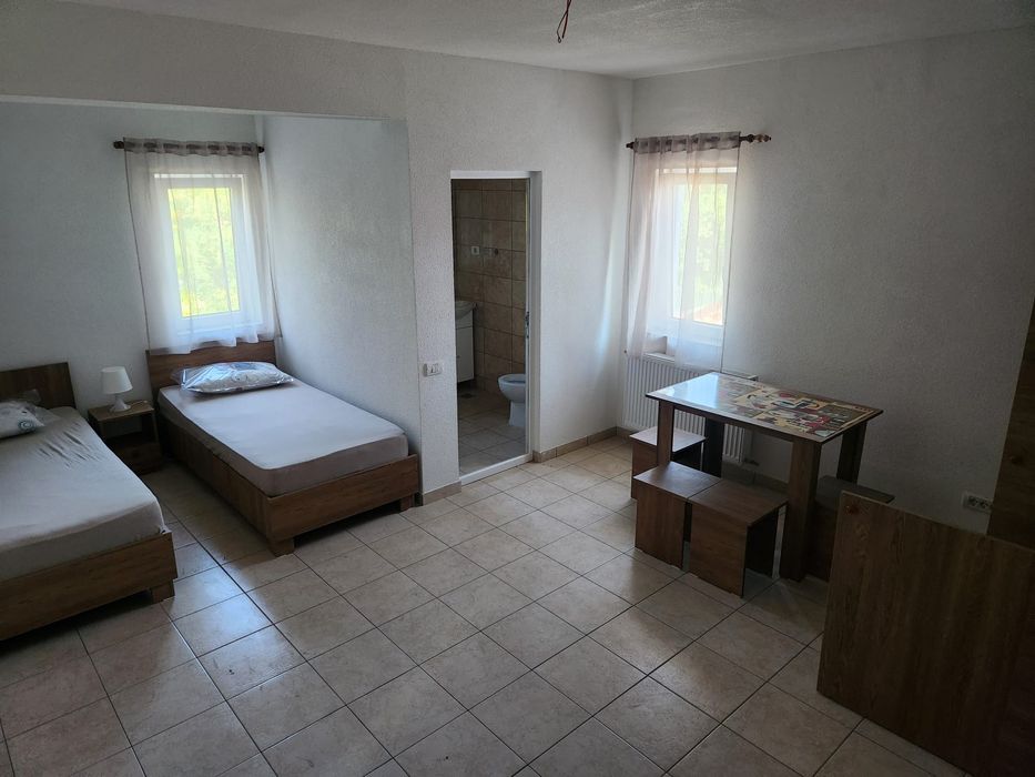 Camere de închiriat la casă
