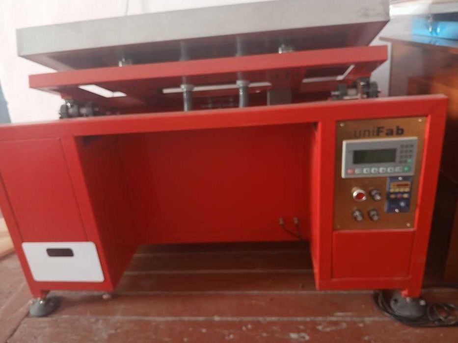 Zich tosh qiladigan biser stanok