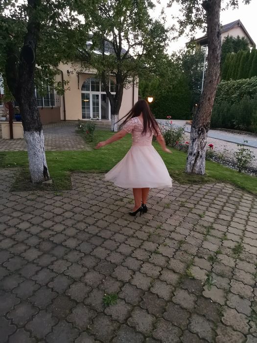 Rochie ocazie detalii 3d