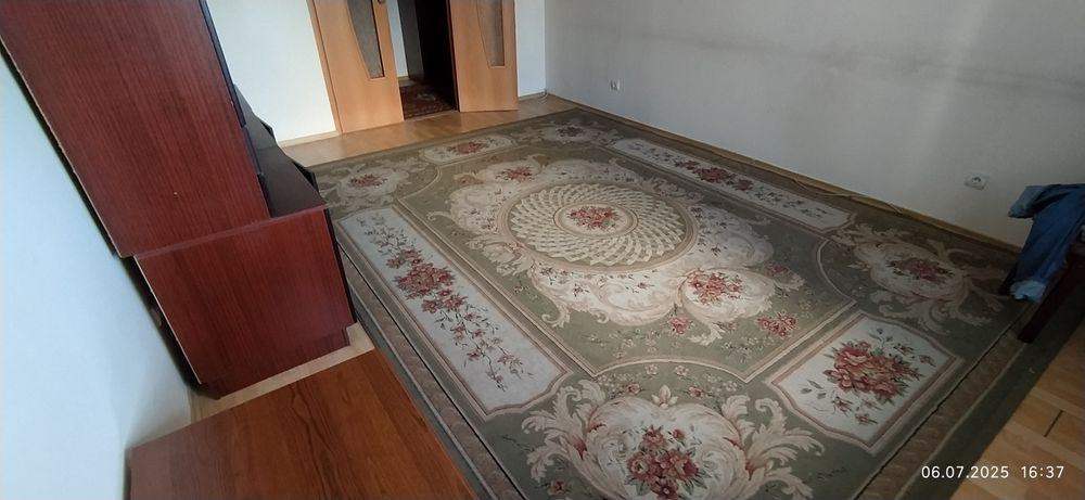 Ковер  3х4 Турция в хорошем состоянии