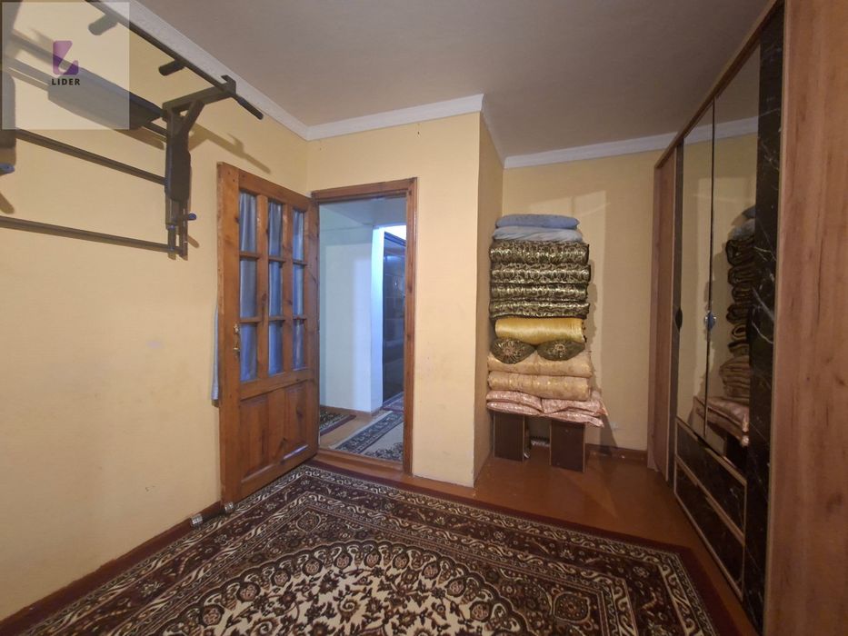 Продается 2х комнатная квартира. Согдиана. 4 роддом.