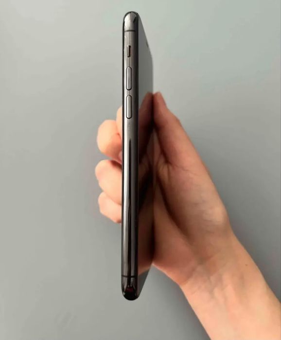 Продам iPhone 11 Pro 256 ГБ
