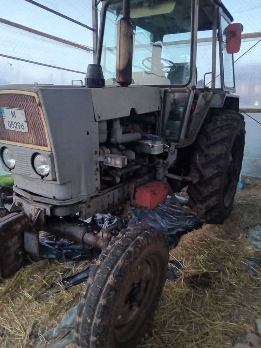Продавам трактори ЮМЗ 6L и ТК 80. Намират се в в с. Габровница