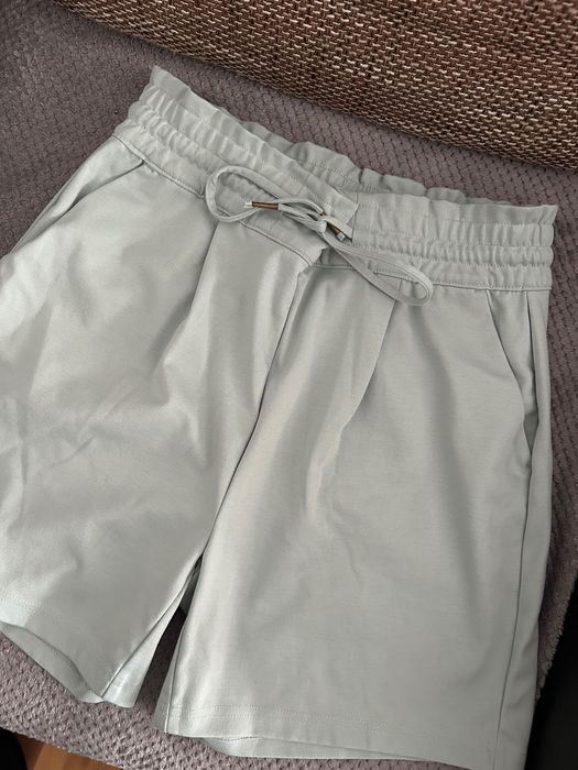 Pantaloni de femei