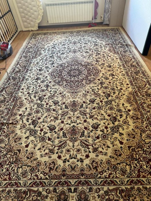 Ковры Астана б/у