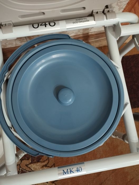 Санитарный стул МК-40 новый