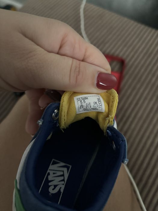 Vans marime 21.5