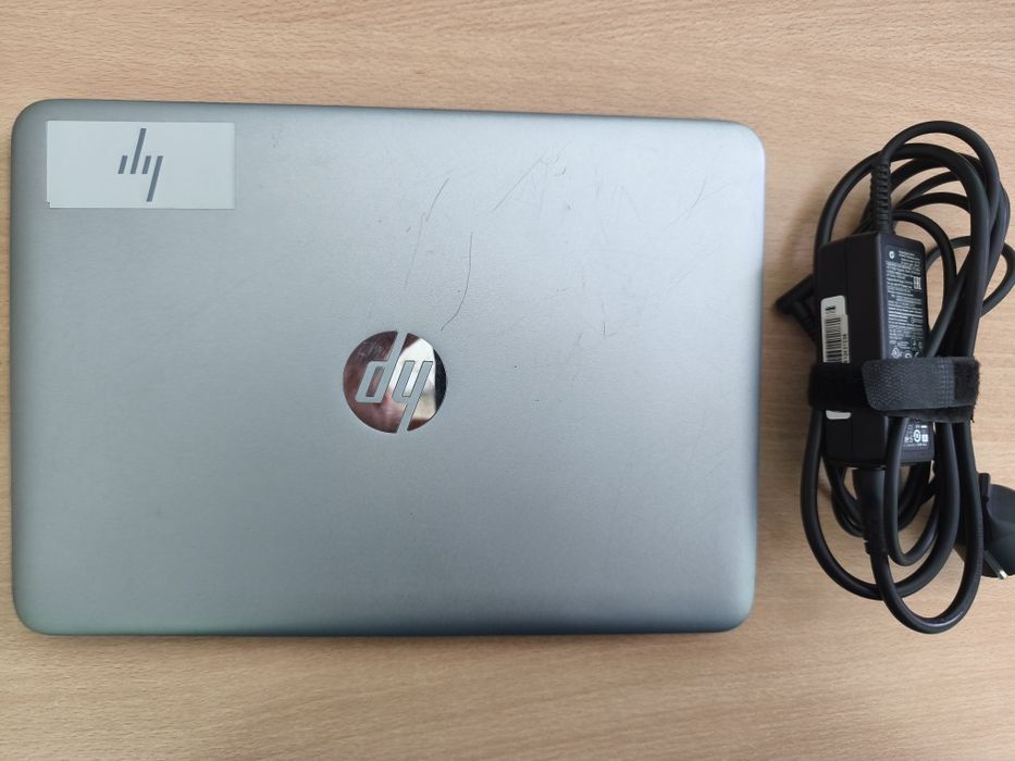 Лаптоп HP EliteBook 820 G4, i5 7200U, 256 GB NVMe, 16GB RAM