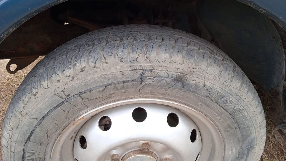 Продам Нива 2121